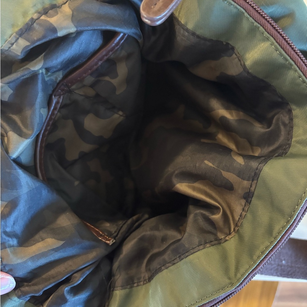 Green & Brown Nylon Tyler Rodan Tote Bag - Picture 3 of 12